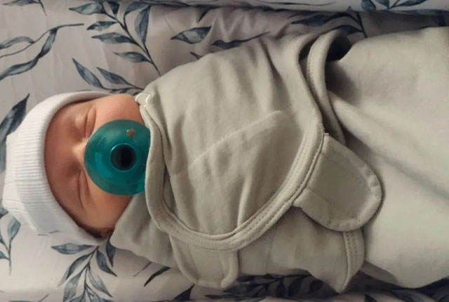 ලොව වයස්තම බිළිඳා මෙළොව එළිය දකියි