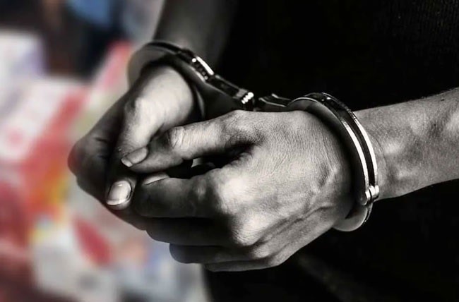 මහජන ආරක්ෂක ඇමති ලේකම් කියා මහරගම පොලීසියට බොරු ඇමතුම් දුන් අයෙක් අත්අඩංගුවට