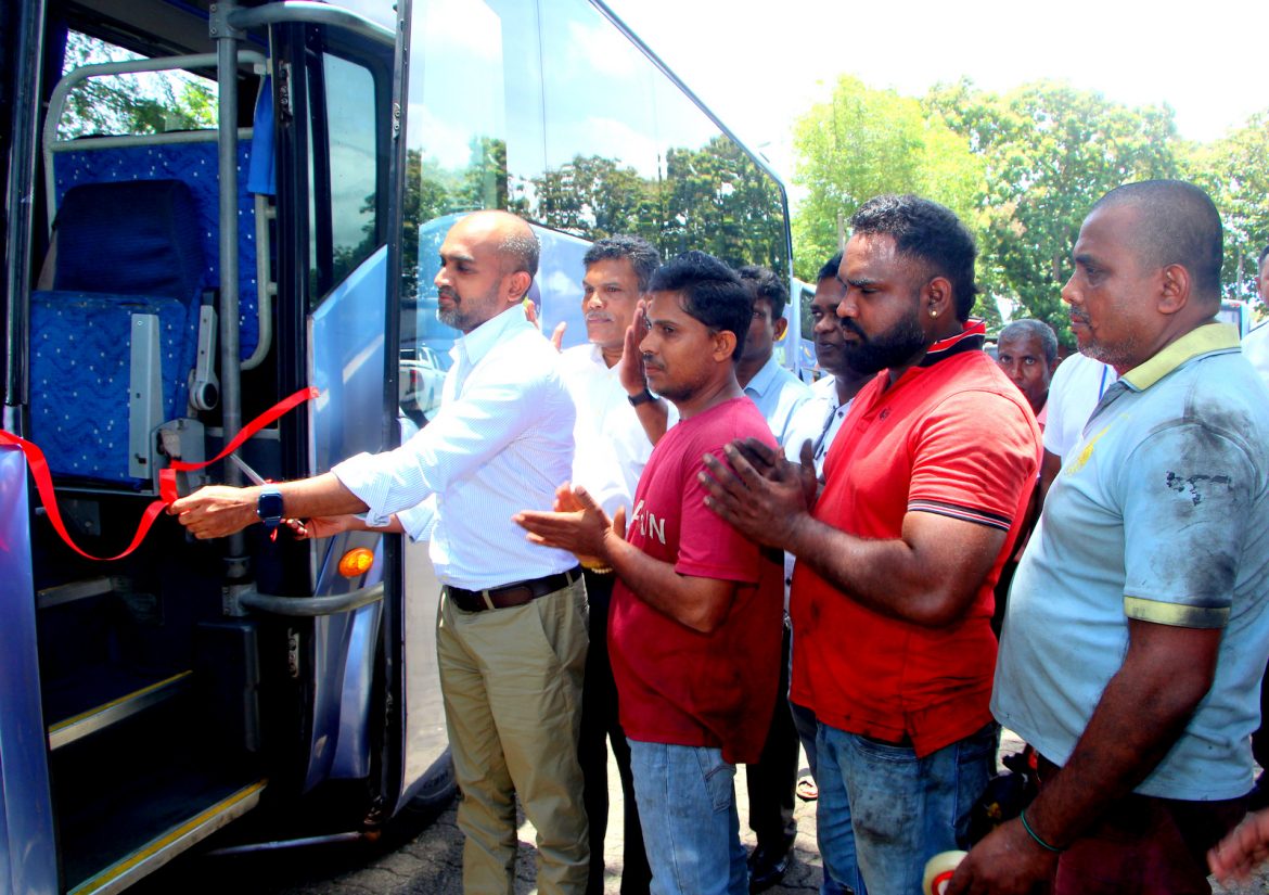 CHOGMවලට ගෙන්වා ඉවත් කළ අධි සුඛෝපභෝගී බස් රථ 09ක් යළි ධාවනයට