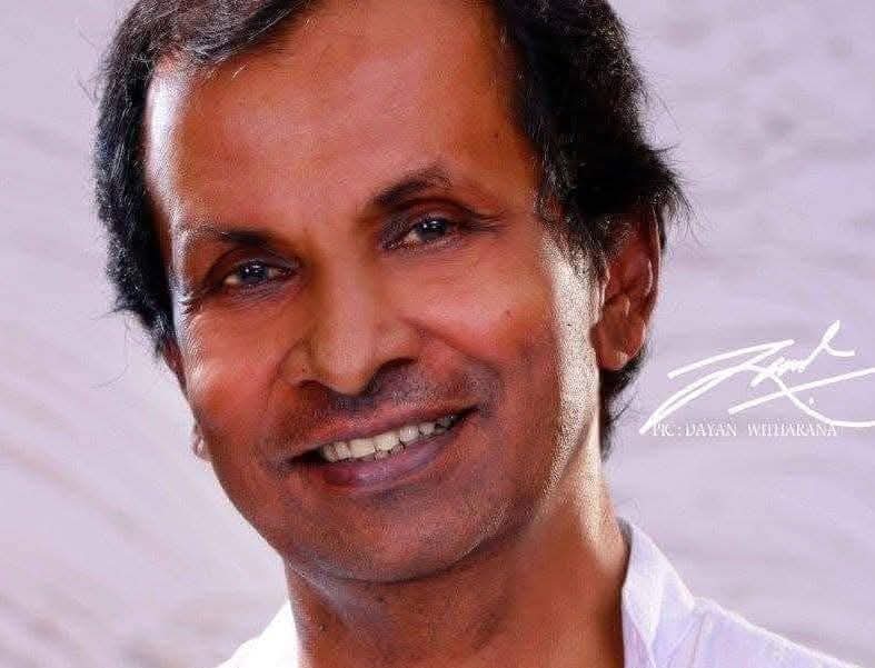 එයාගේ සම්පූර්ණ නම ලලිත් ධර්මවර්ධන...